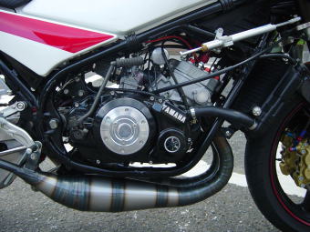 Yahoo!オークション - rz250外装セット サイドカバー テール